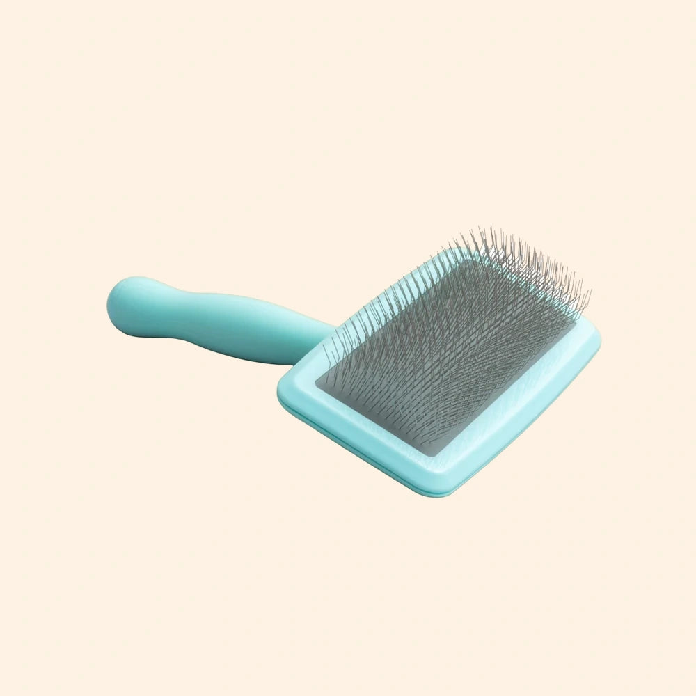 Soho Poms Premium Slicker Brush