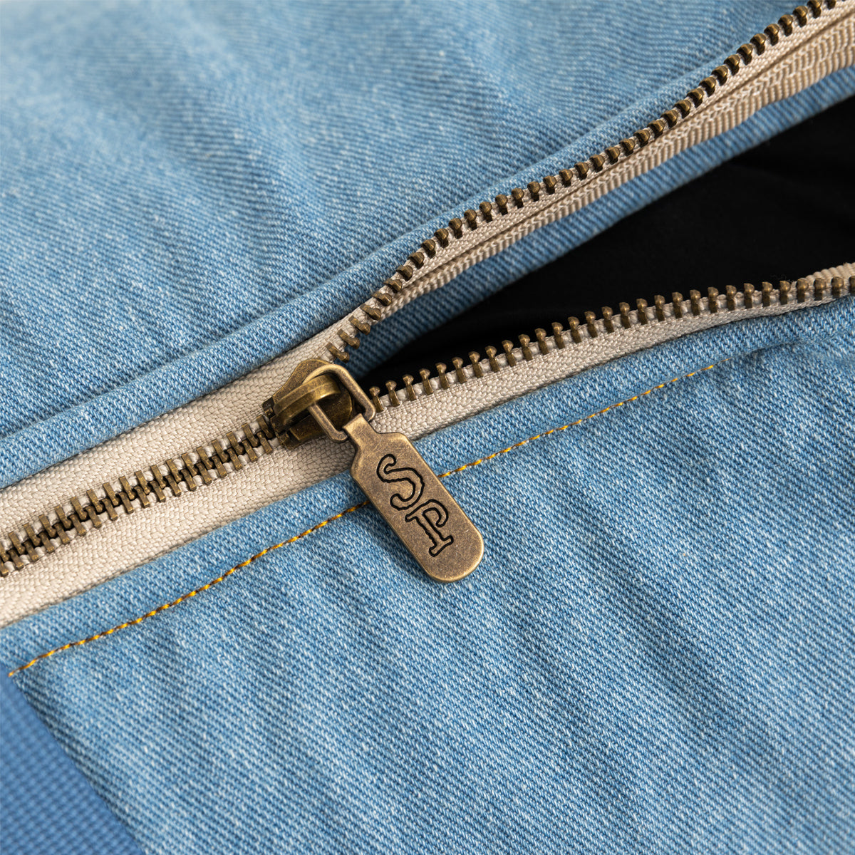Vintage Wash | Frith Dog Carrier