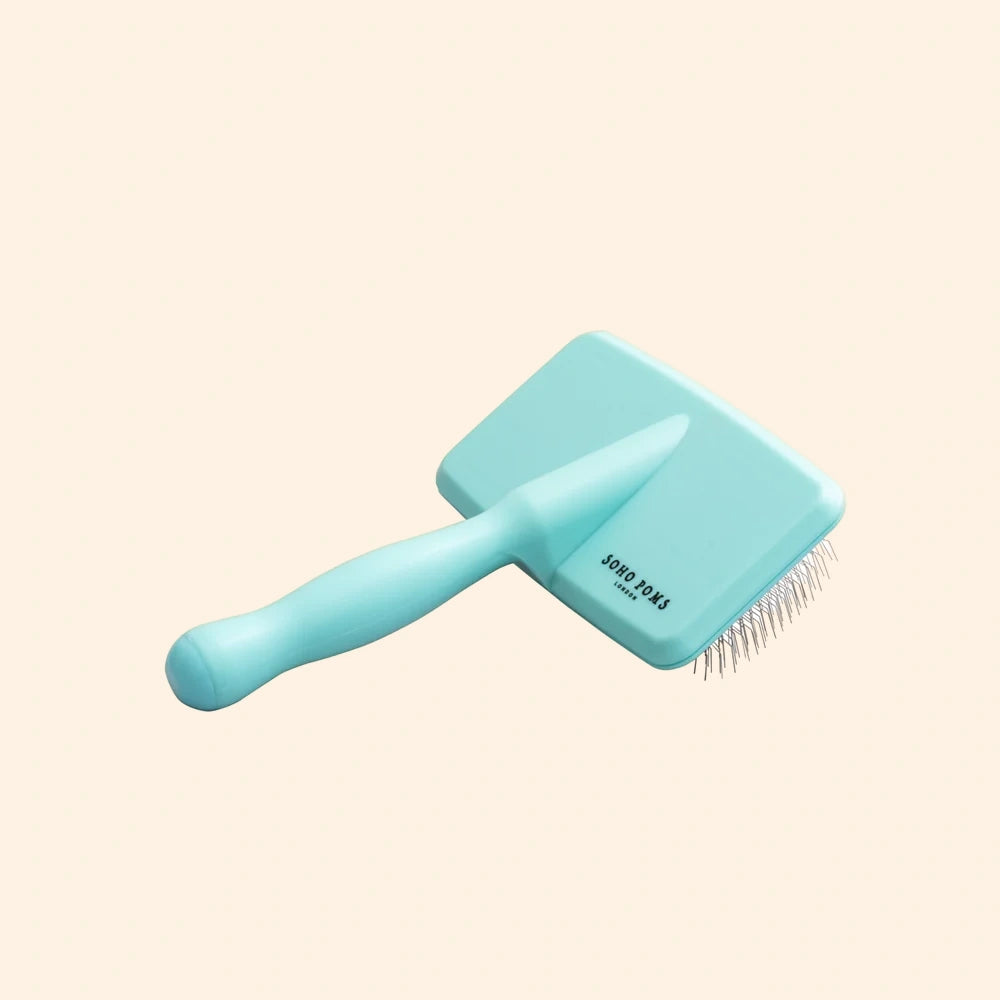 Soho Poms Premium Slicker Brush